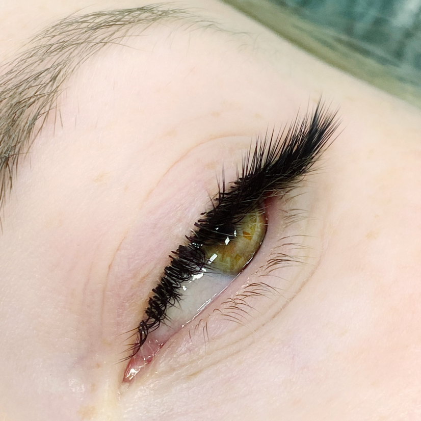 Наращивание ресниц 1,5 D