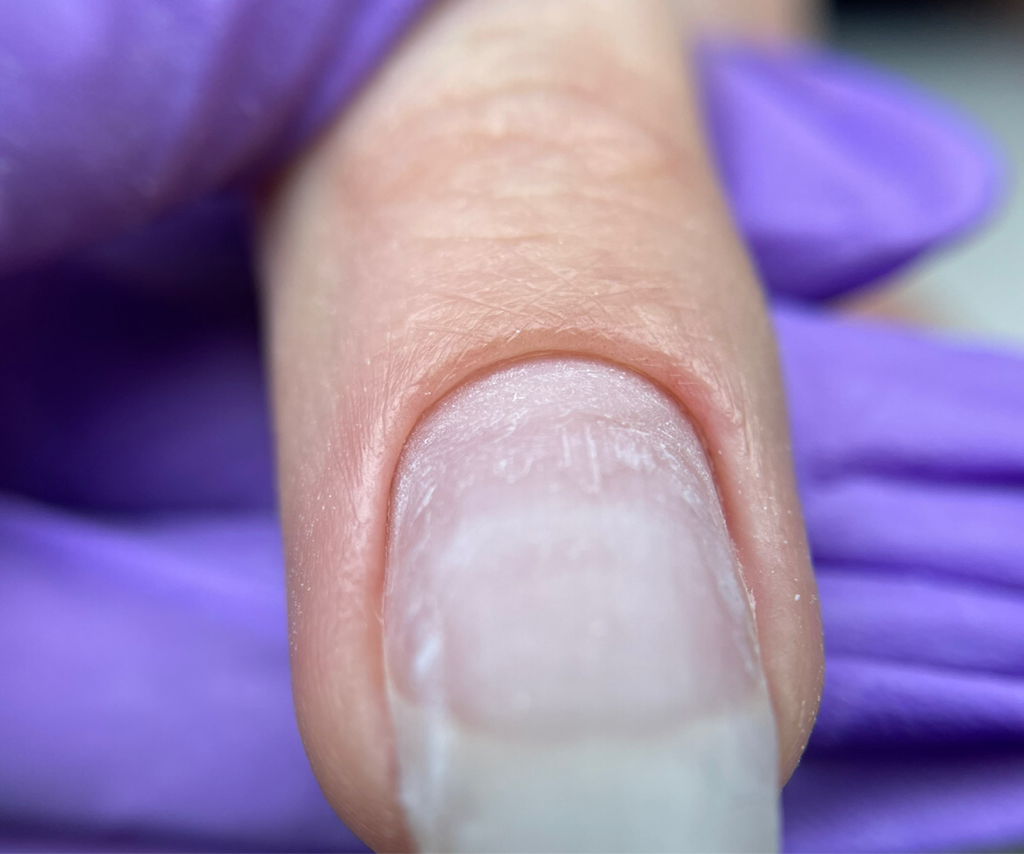 Маникюр классический,комбинированный.