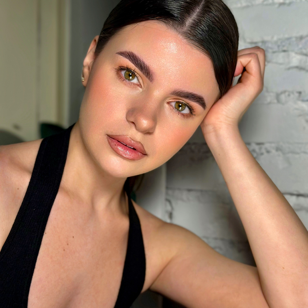 Полное оформление бровей + долговременная укладка