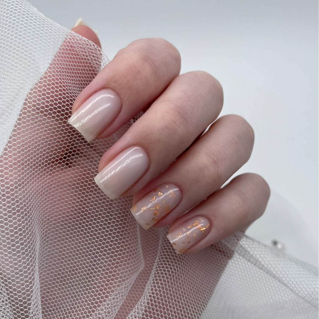 МАНИКЮР С ПОКРЫТИЕМ