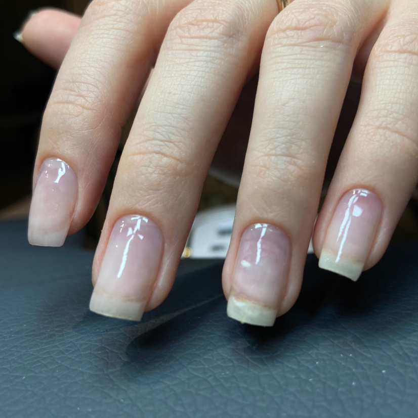 Покрытие Лечебным/обычным лаком