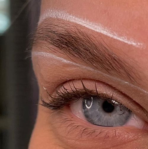 Correction and coloring brows