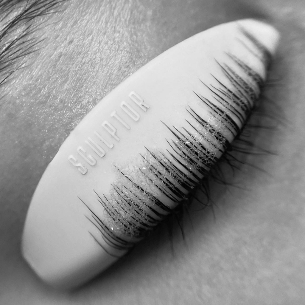 Eyelashes lamination