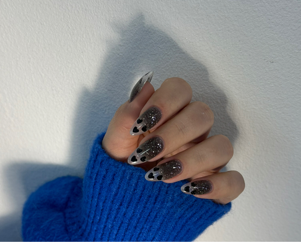 Наращивание ногтей