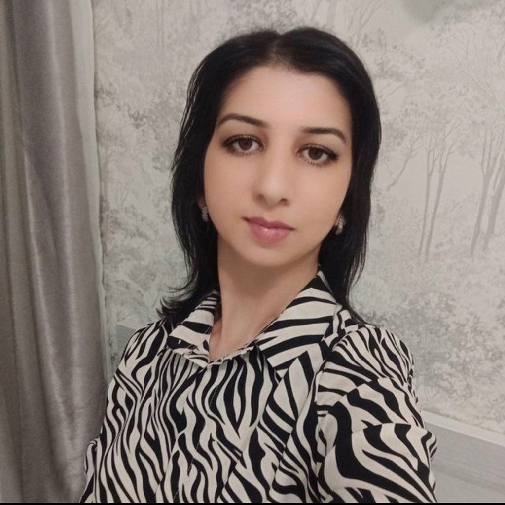 Цормутян Ева