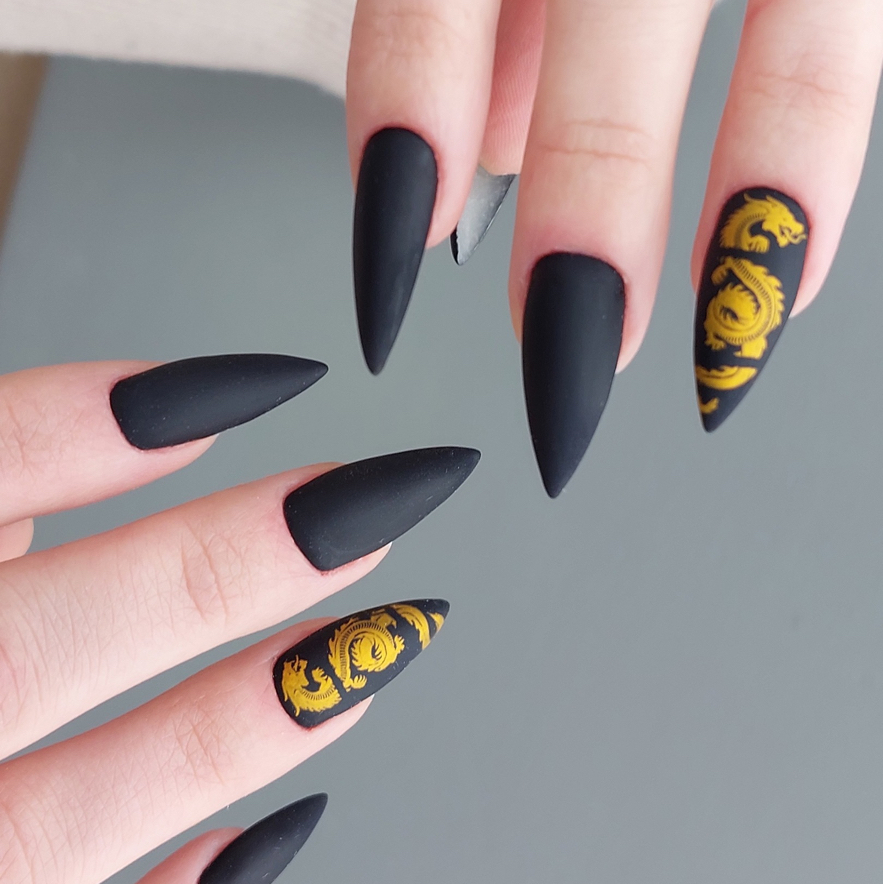 Коррекция наращенных  длинна 2-3