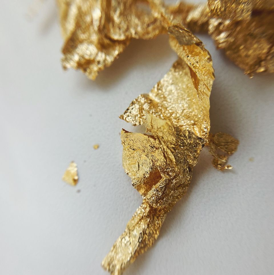 Стразы, фольга , слайдеры , поталь