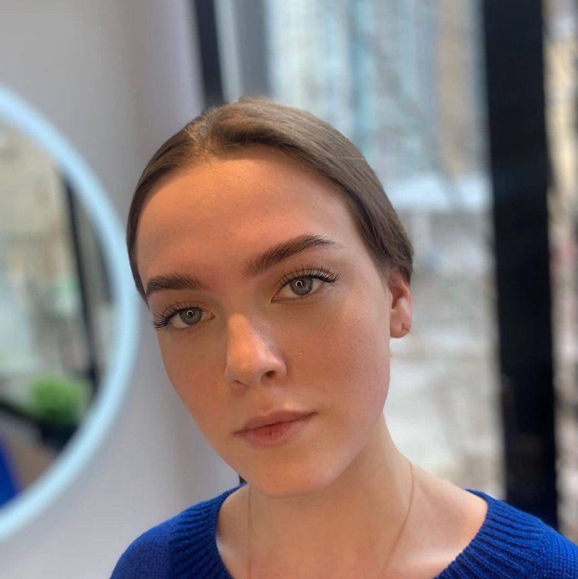 Коррекция бровей