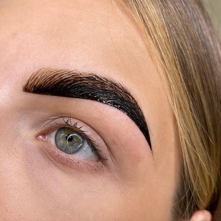 Окрашивание бровей красителем shick в натуральной технике