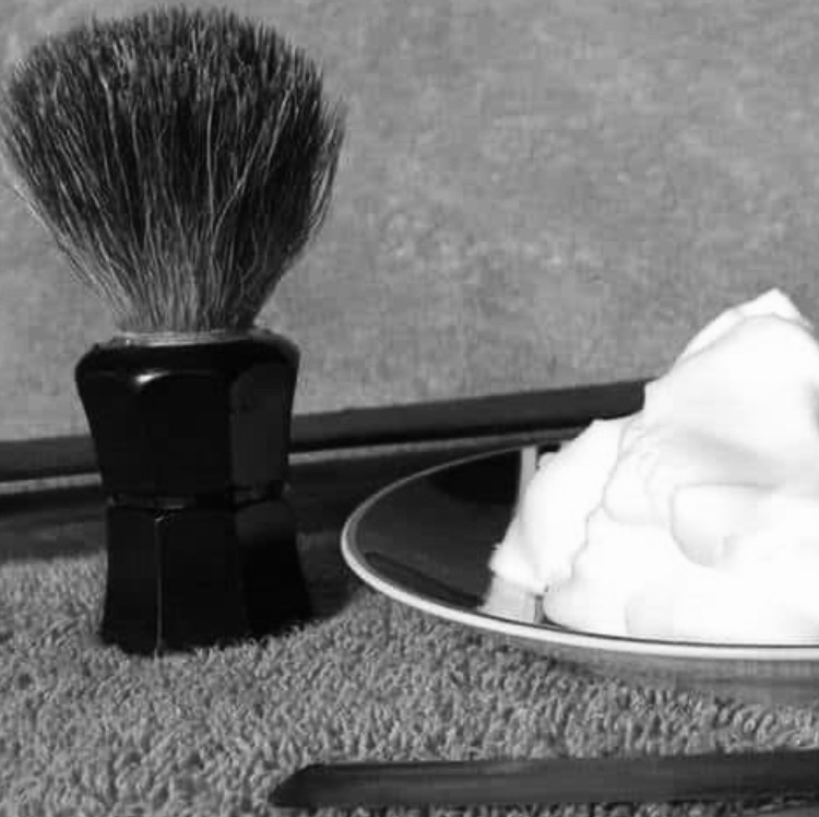 Бритье головы ( опасной бритвой ) / Head shaving ( straight razor)