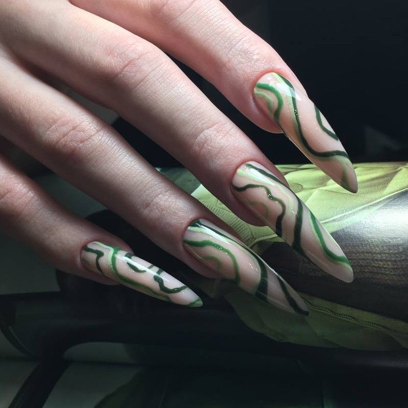 Коррекция наращивания