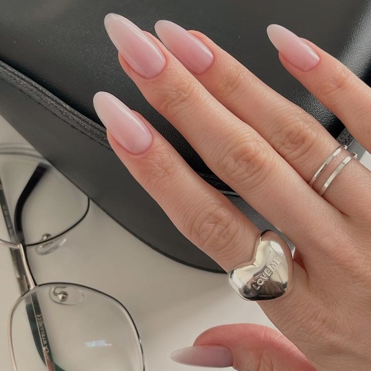 Экспресс коррекция нарощенных ногтей