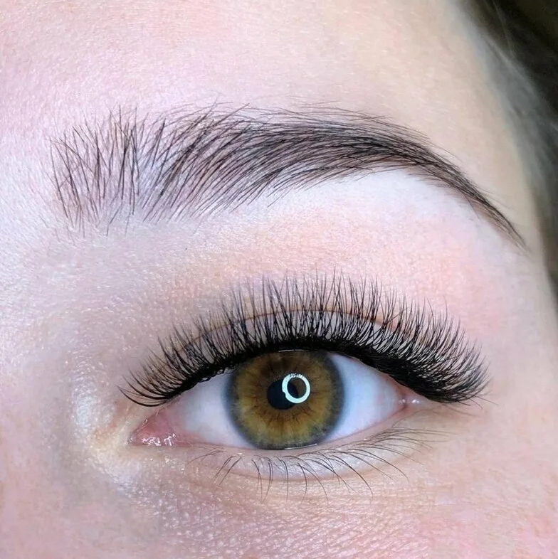 Наращивание ресниц 2д