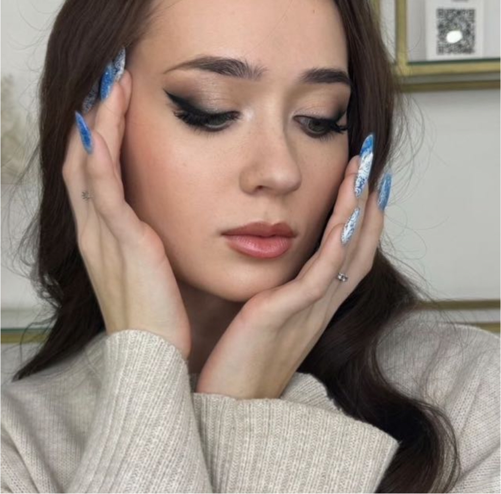 Алина