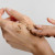 Расслабляющий SPA ритуал (глубокое увлажнение кожи рук)