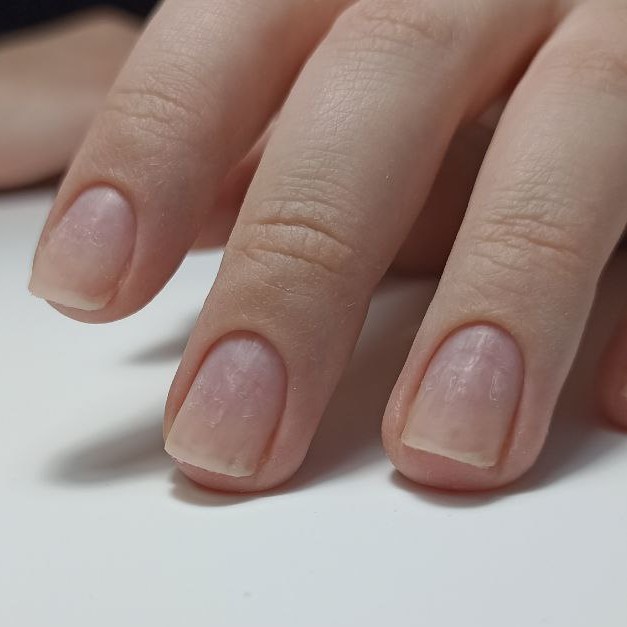 Маникюр комбинированный