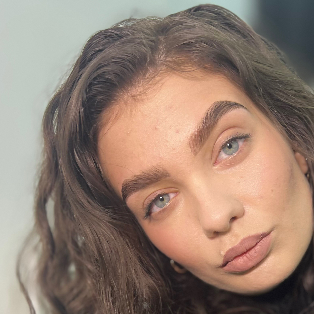 Оформление бровей(с коррекцией и окрашиванием)