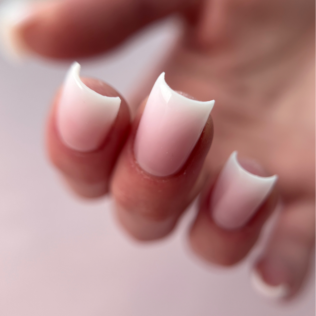 Наращивание ногтей/дизайн