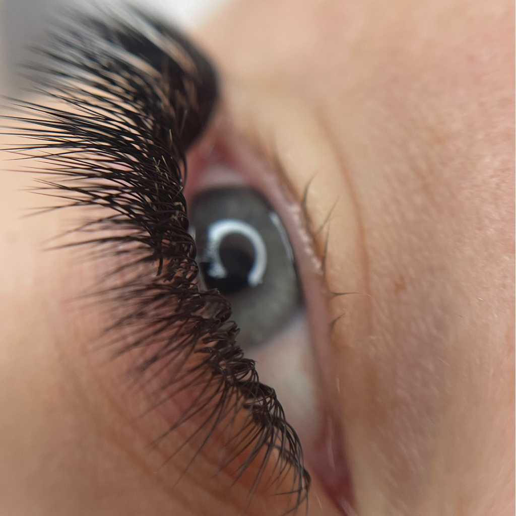 Наращивание ресниц «3D»