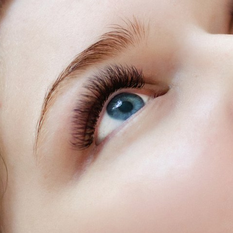 Классическое наращивание ресниц (топ мастер)