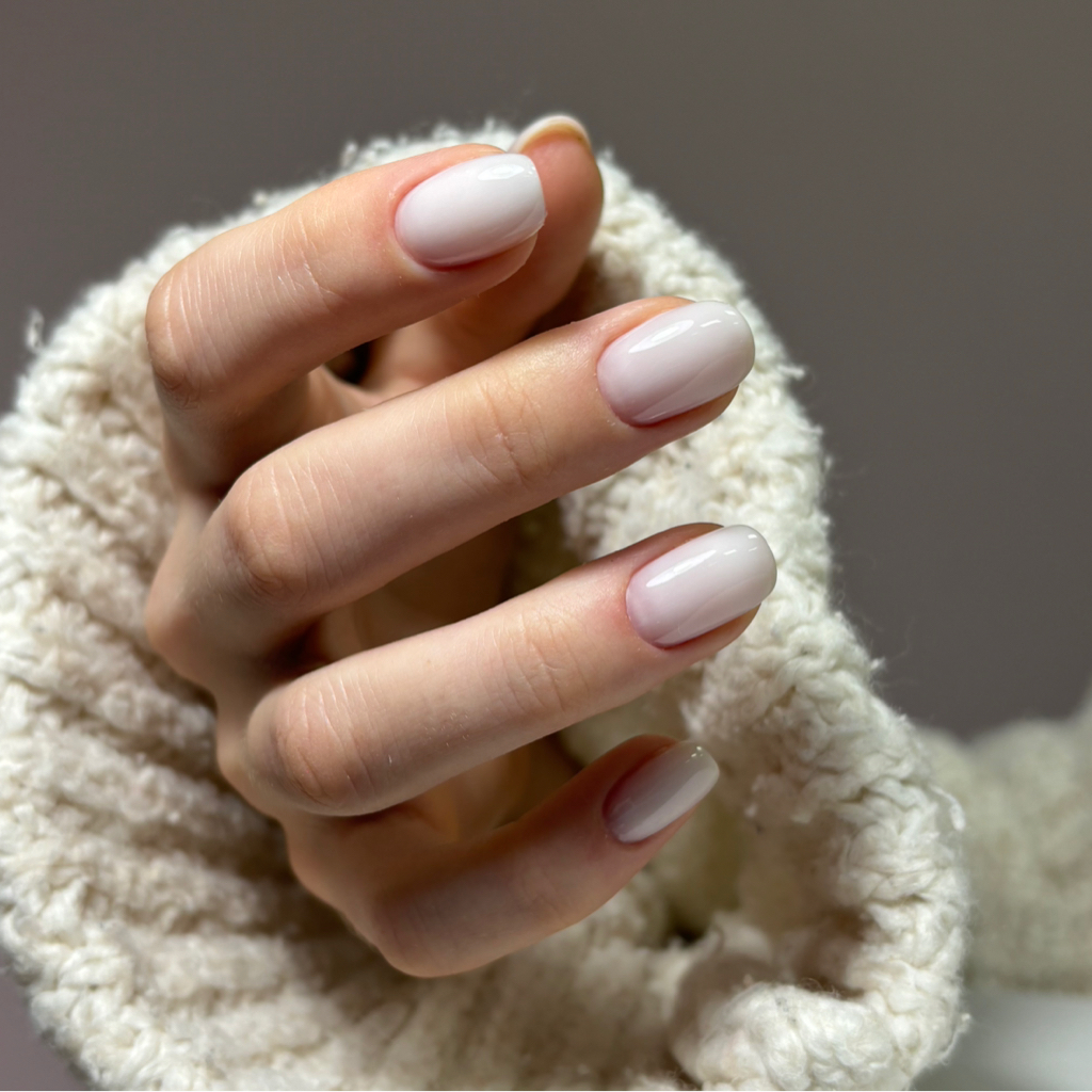 Маникюр с покрытием