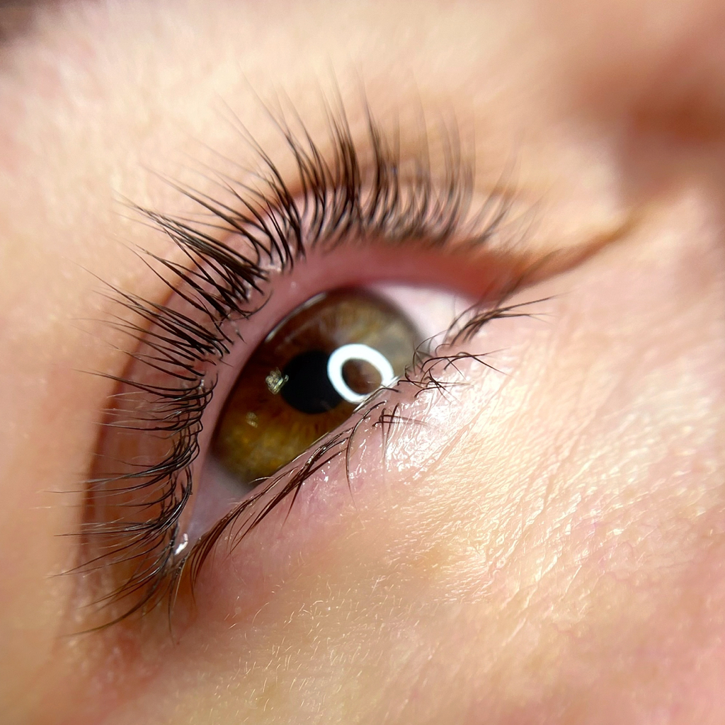 Ламинирование ресниц