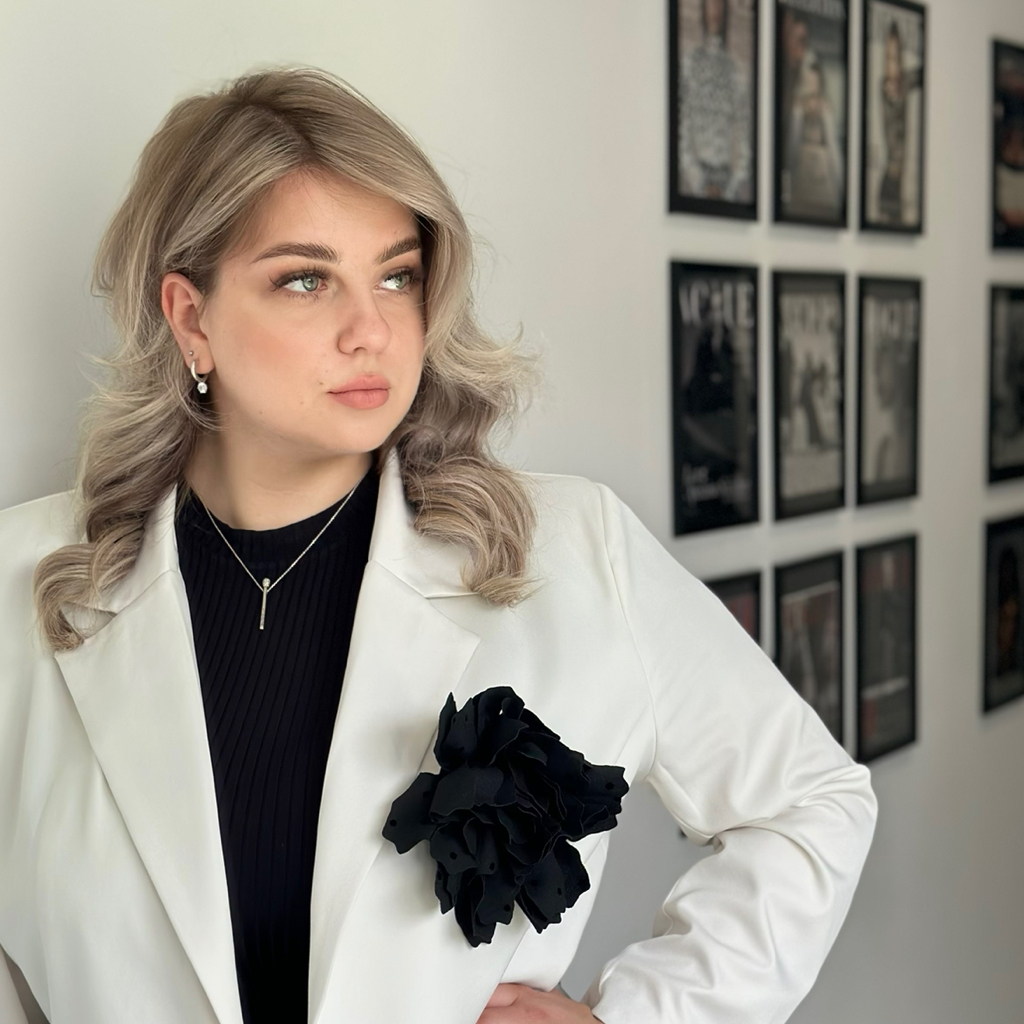 Пеляк Алина