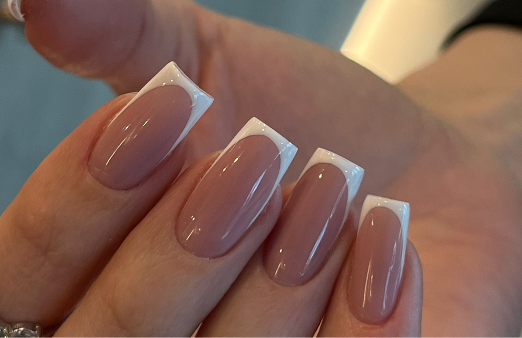 Коррекция ногтей