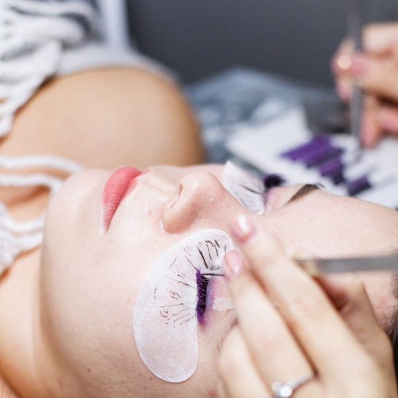 Коррекция классического наращивания ресниц (топ мастер)