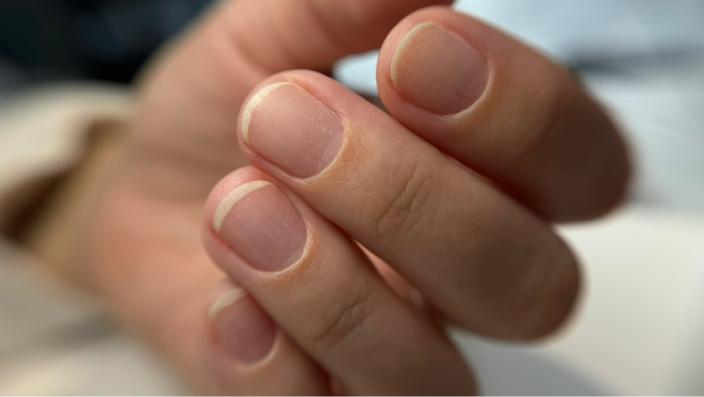 Пилочный маникюр без покрытия