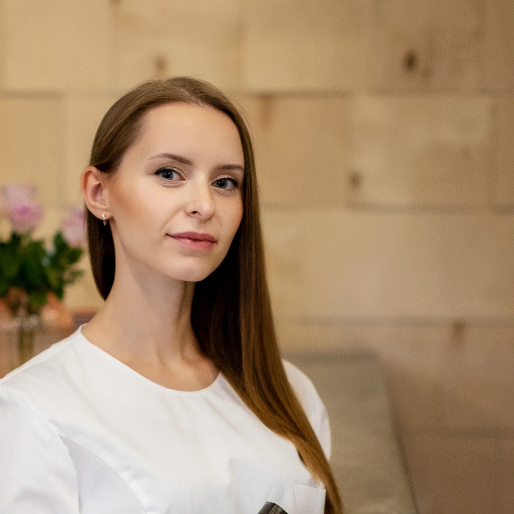 Алёна  Калиногорская