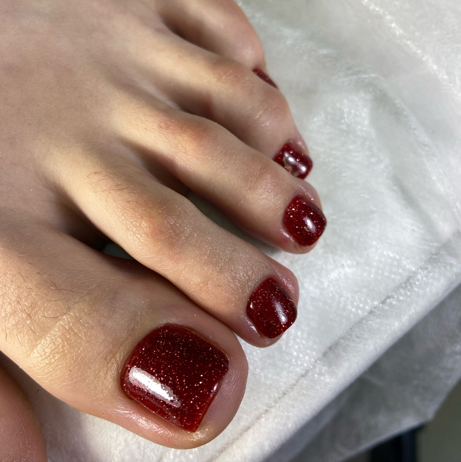 Педикюр с покрытием  (Мастер)