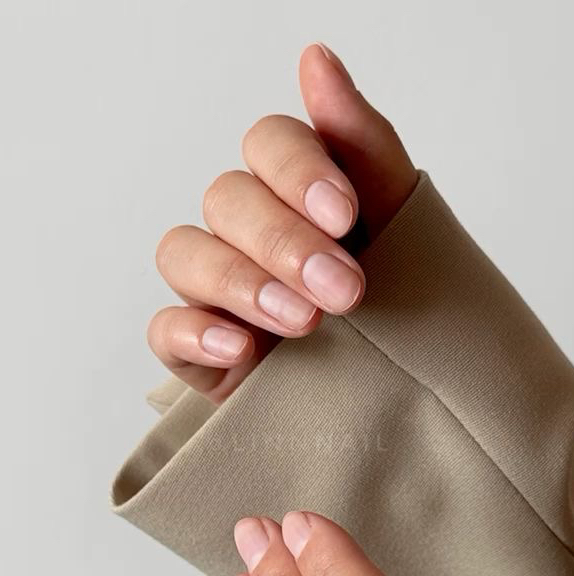 Маникюр без покрытия