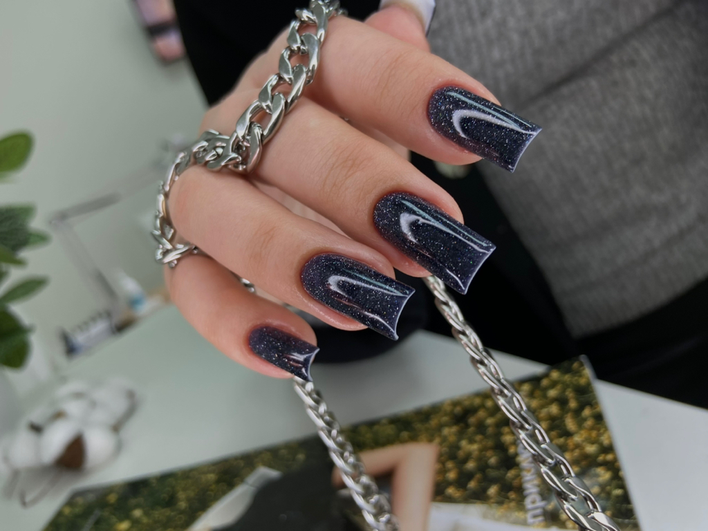 Наращивание ногтей