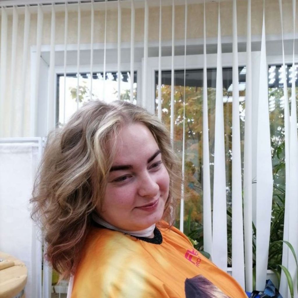 Стрижка длинных волос