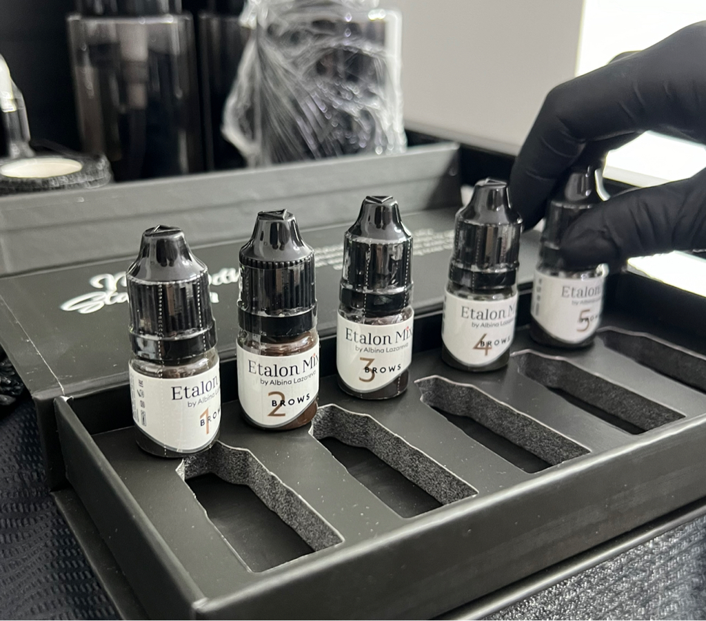 Перманент Бровей