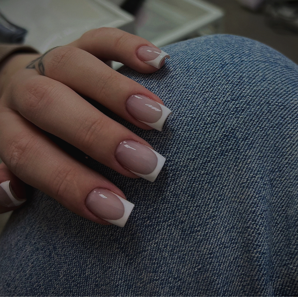 Маникюр с покрытием (длина S до 1 см)