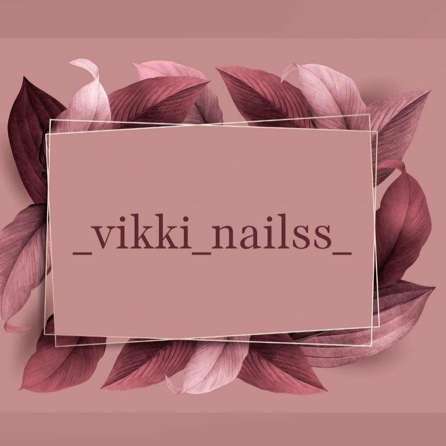 _vikki_nailss_