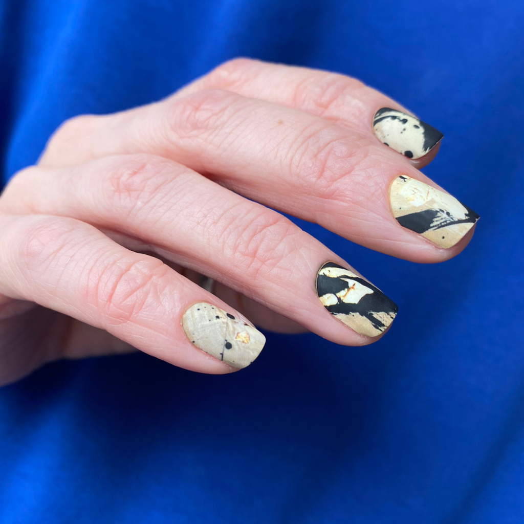 Пилочный маникюр с пленками