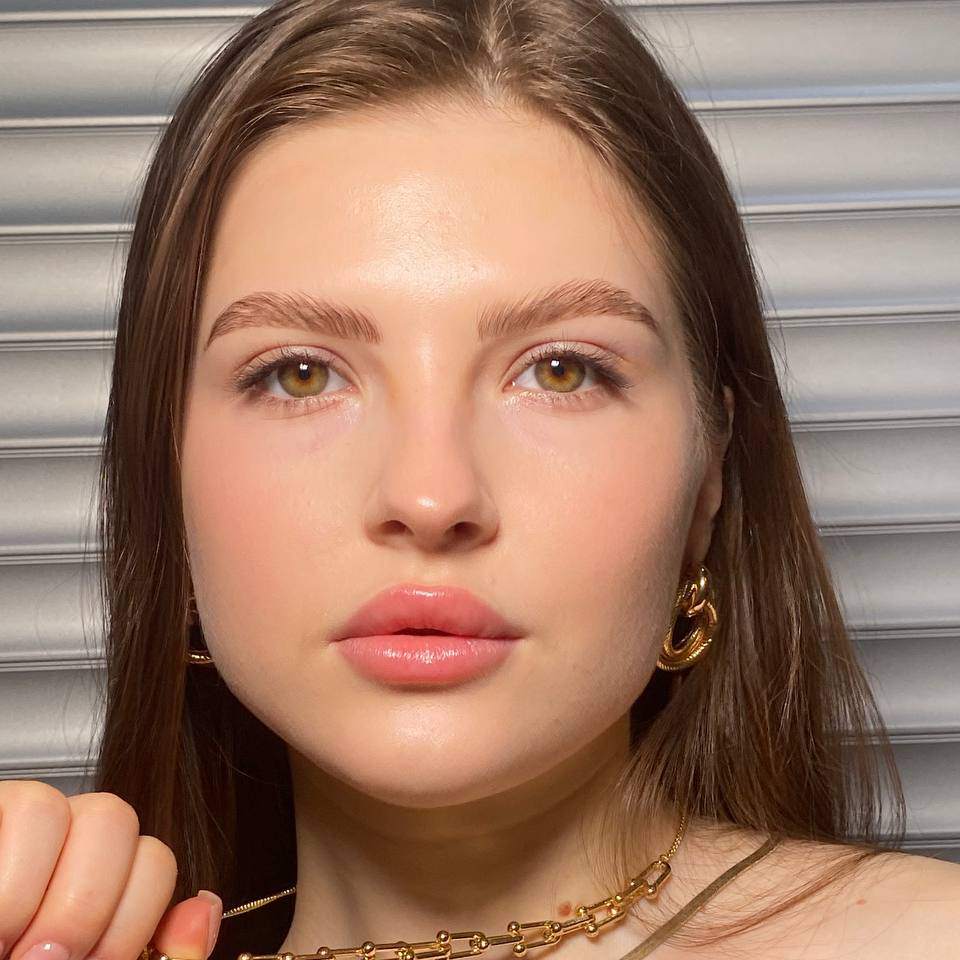 Долговременная укладка бровей с окрашиванием