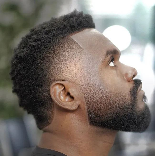 Complex (Tunsoare + Barbă) / Стрижка + Борода