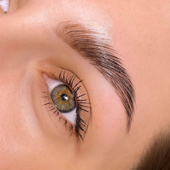 Ламинирование бровей