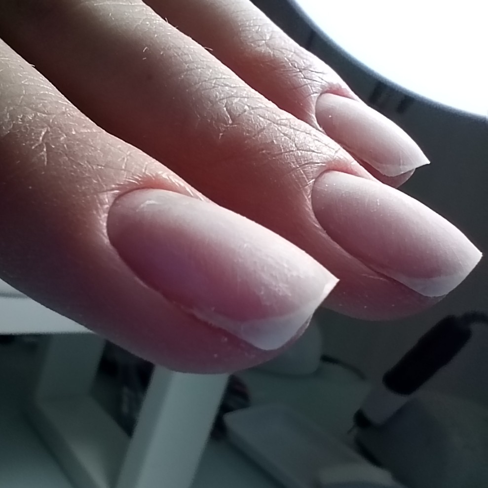 Маникюр без покрытия