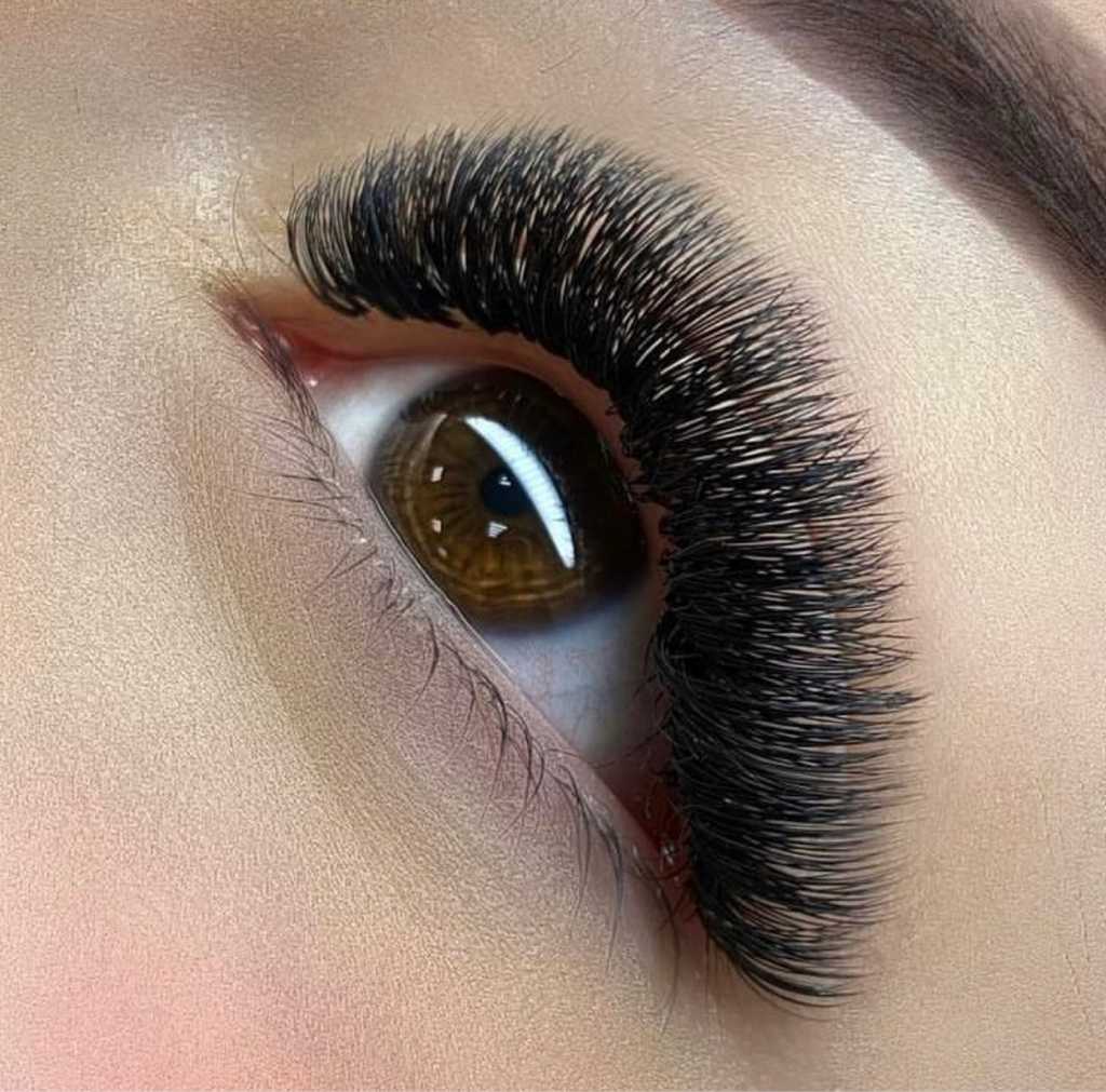 Наращивание ресниц 5 6 д