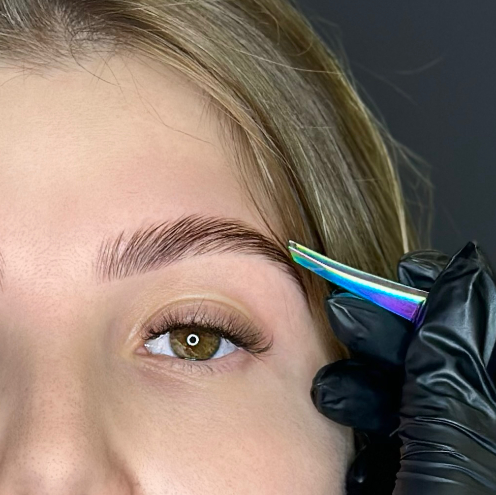 Архетиктура бровей+ коррекция, без окрашивания