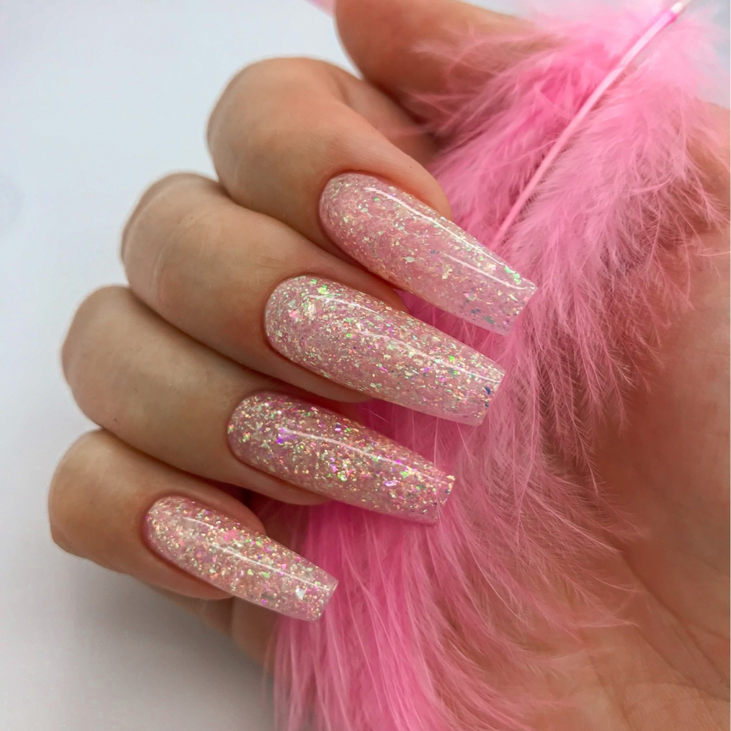 Наращивание ногтей