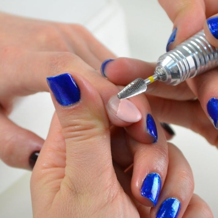 снятие нарощенных ногтей