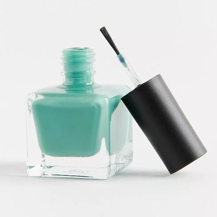 Нанесение лака(обычного)