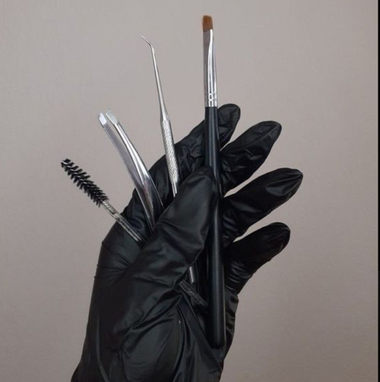 Оформление бровей