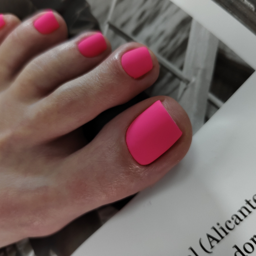 Педикюр только пальчики